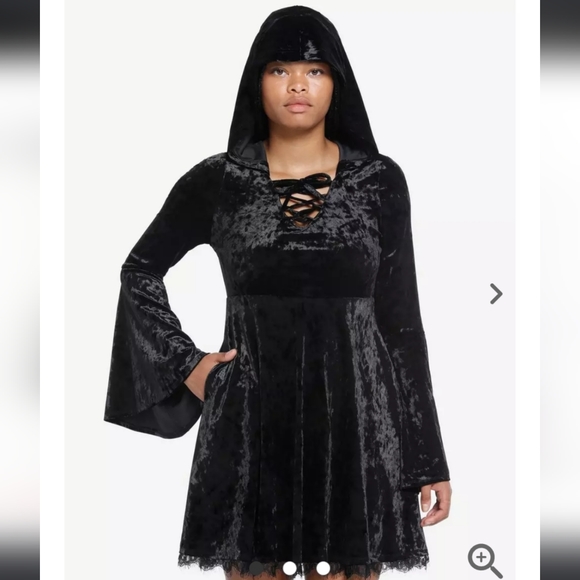 Cosmic Aura Velvet Hood Dress - Picture 2 of 3